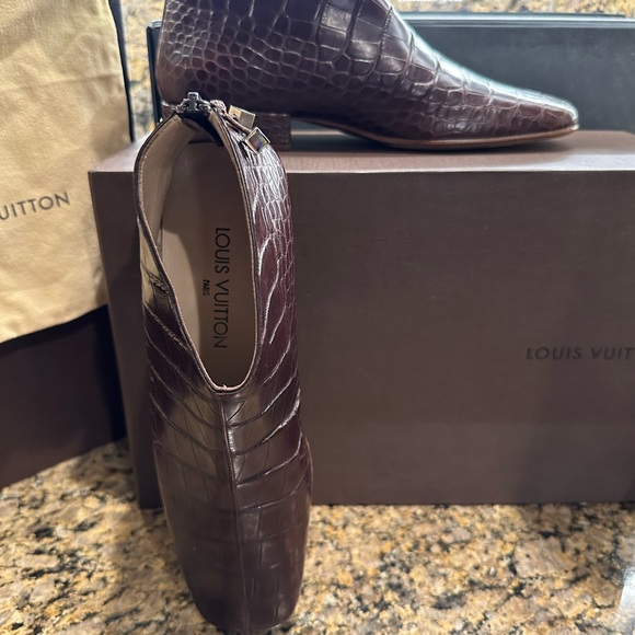 Louis Vuitton Alligator skin luxury ankle boots 38,5 NWT - Picture 2 of 12